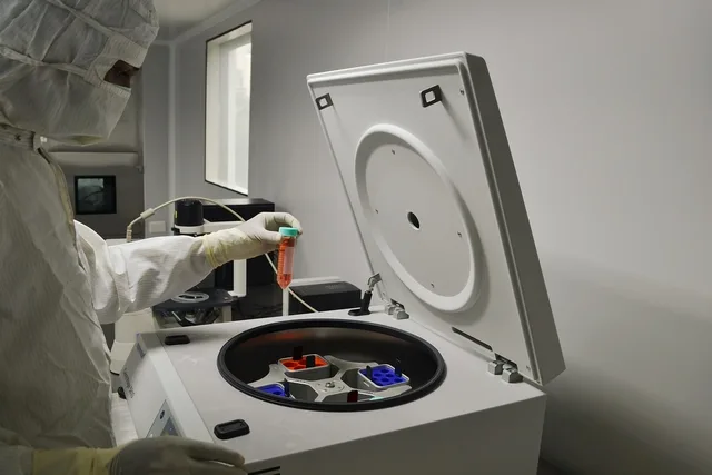 lab, research, laboratory, chemistry, scientist, science, experiment, chemical, medical, scientific, biotechnology, equipment, microbiology, analysis, technology, tube, vial, biotech, bioengineering, biotech, biotech, biotech, biotech, biotech. Which enterprise sales cycle questions Massachusetts deep tech founders face?