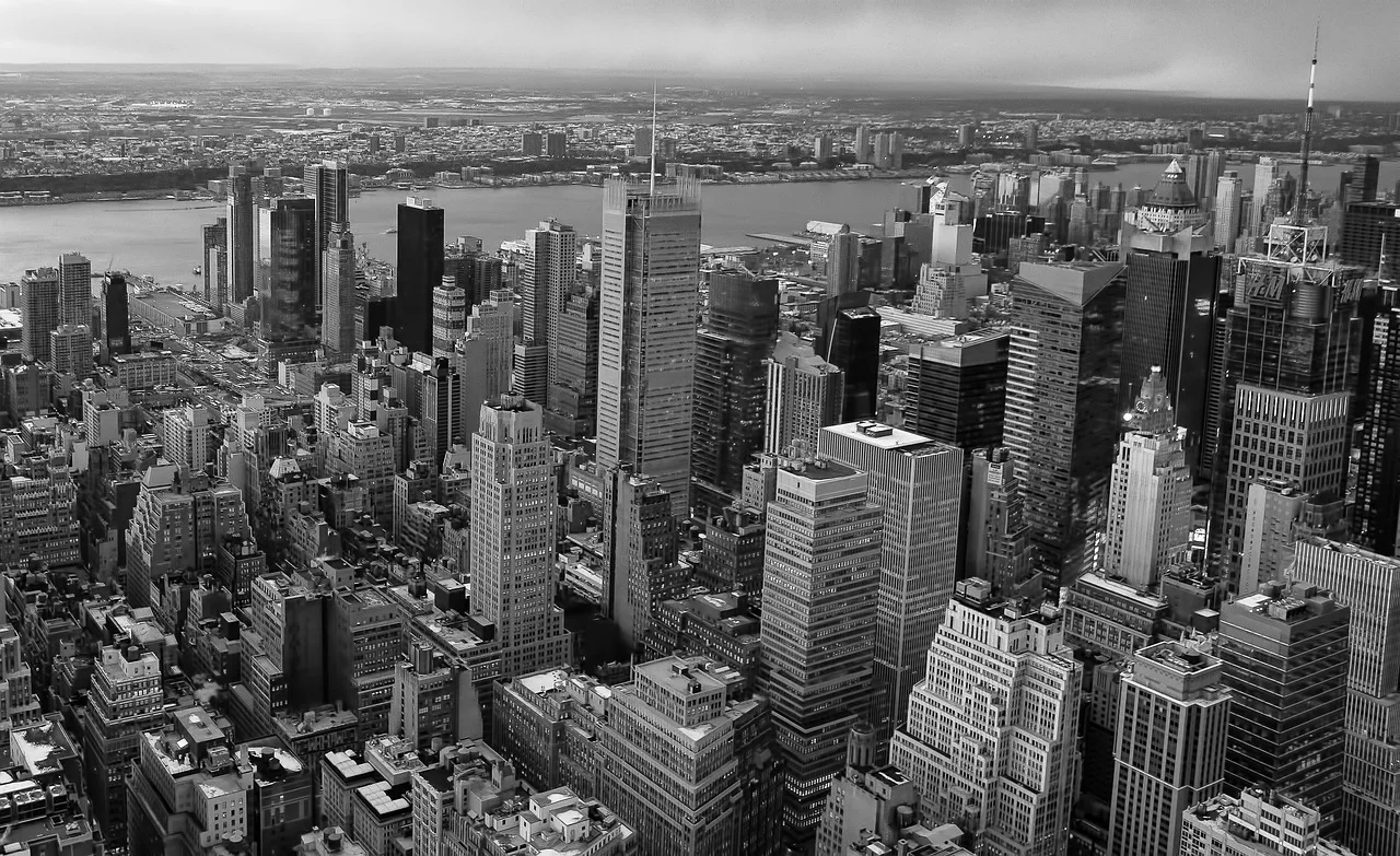 skyscraper, skyline, people, city, many, new york, nyc, manhattan, street, architecture, building, business, sky, offices, times square, gray time. Why New York City B2B SaaS acquisition costs run higher?