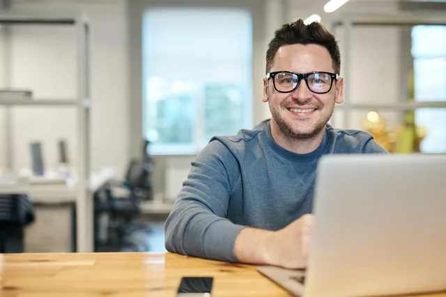 man, laptop, desk, remote work, seo, digital marketing, marketing, online marketing, social media marketing, digital marketing, digital marketing, digital marketing, digital marketing, digital marketing, marketing, marketing. The sponsored feature versus the independent one: a content marketing case lineup