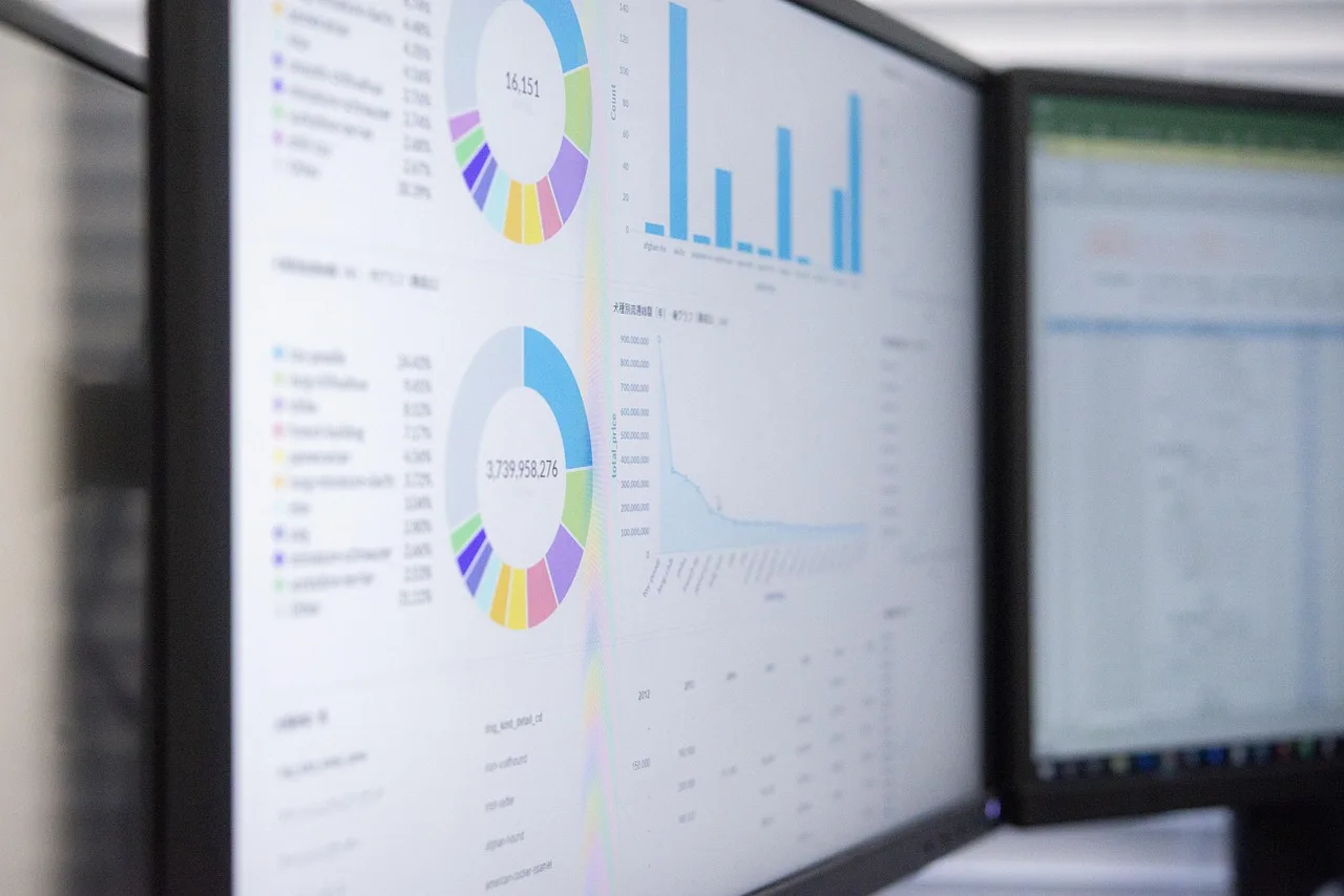 data, chart, graph, monitor, marketing, infographics, analyze, blue marketing, blue data, data, data, data, data, data, chart, graph, graph, marketing. Does an email marketing benchmark mean anything without delivery health context?