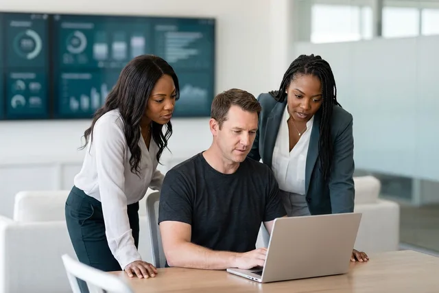 teamwork, desktop computer, office, strategy, discussion, modern, technology, people, business, collaboration, data analysis, project, entrepreneurs, recognition technology, business meeting, colleagues, notes, success, screen, professionals. How to run a capped go-to-market pilot for a startup: segment, metro, payback, stop rules