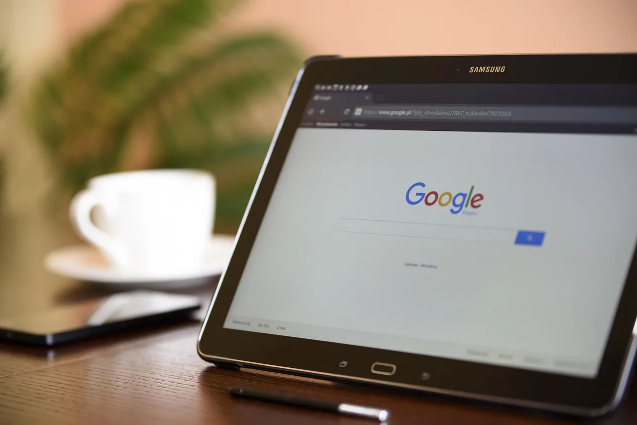 internet search engine, tablet, samsung, galaxy, office, work desk, modern, technology, business, marketing, digital, computer, mobile technologies, work, promotion, electronics, google, web browser, phone, smartphone, google, google, google, google, google. Paid acquisition tools: Google Ads, LinkedIn, Meta, and TikTok under one scorecard